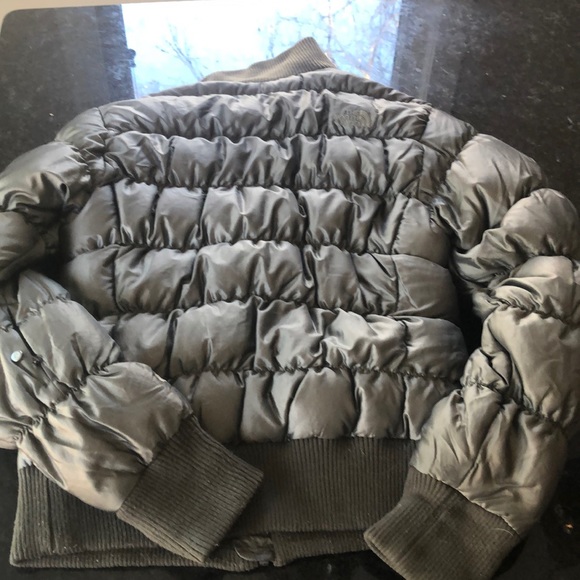 North face green jacket - Picture 10 of 13